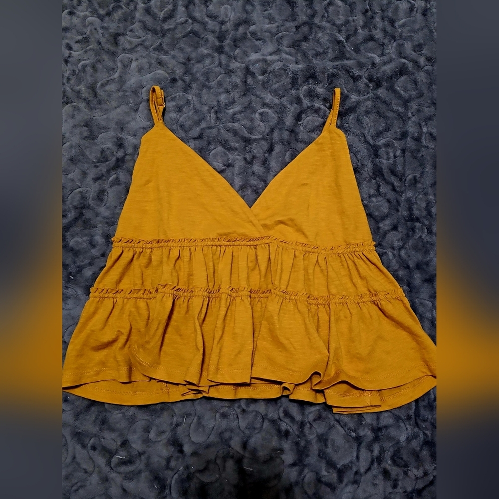 Cropped Flow Tank